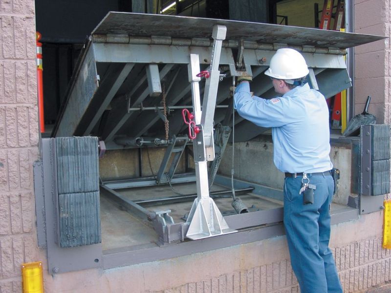 Dock Leveler Service